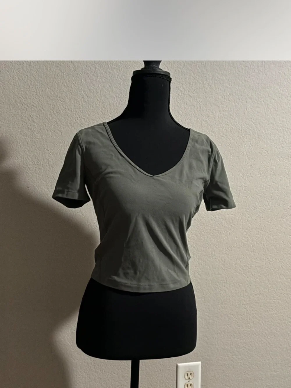 Lululemon Align™ T-Shirt – Size 6 – Sage Green